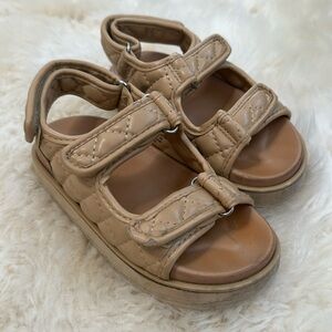 Gap quilted sandals